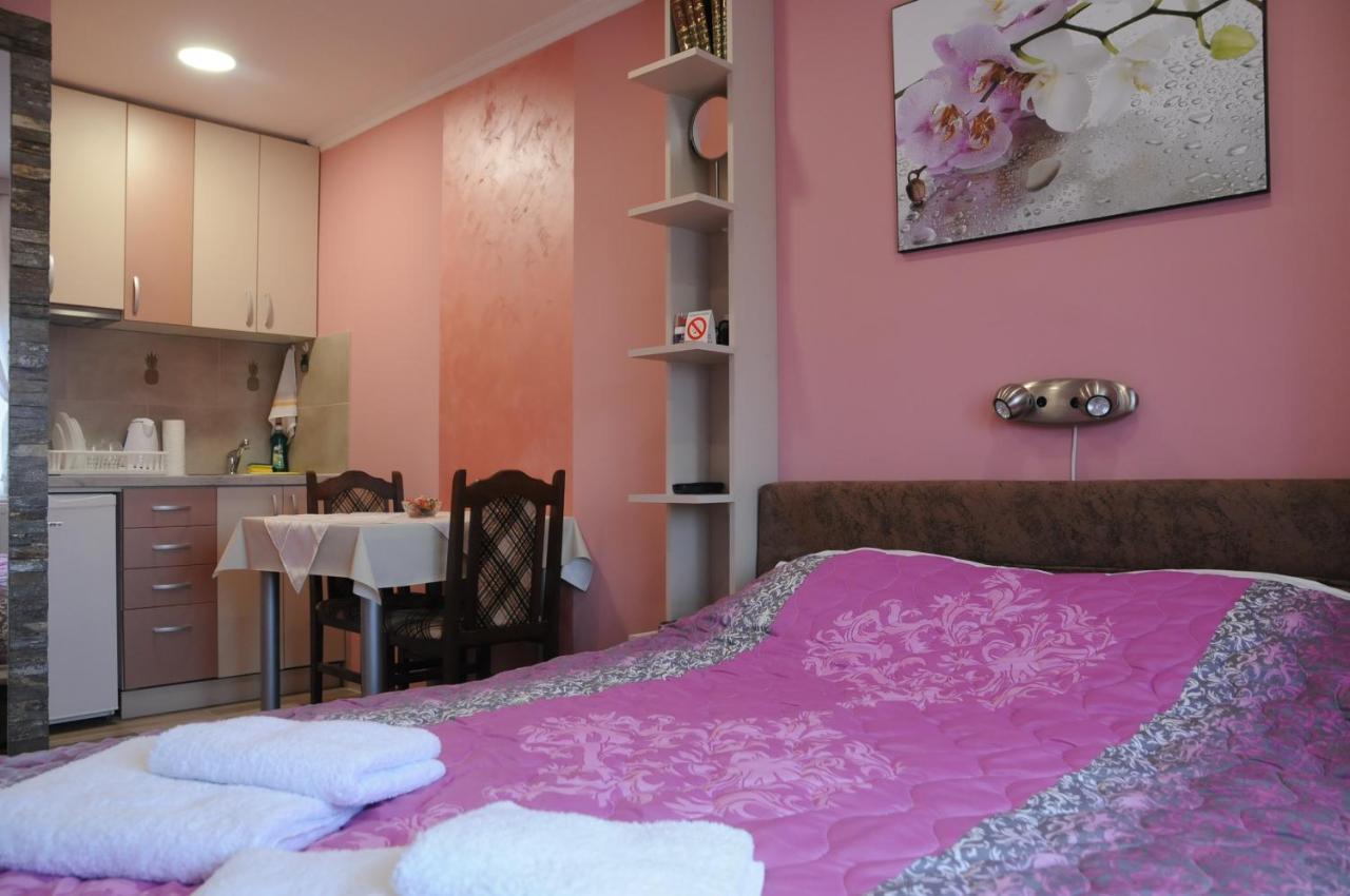 Favorit Apartments Čačak Buitenkant foto